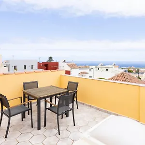 Casa Totalmente Renovada En Zona Muy Tranquila!!! Vistas Al Mar Y Montana Ferienhaus