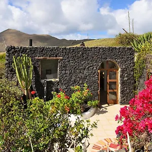 La Bodega - House On Volcano With A Piano Haría